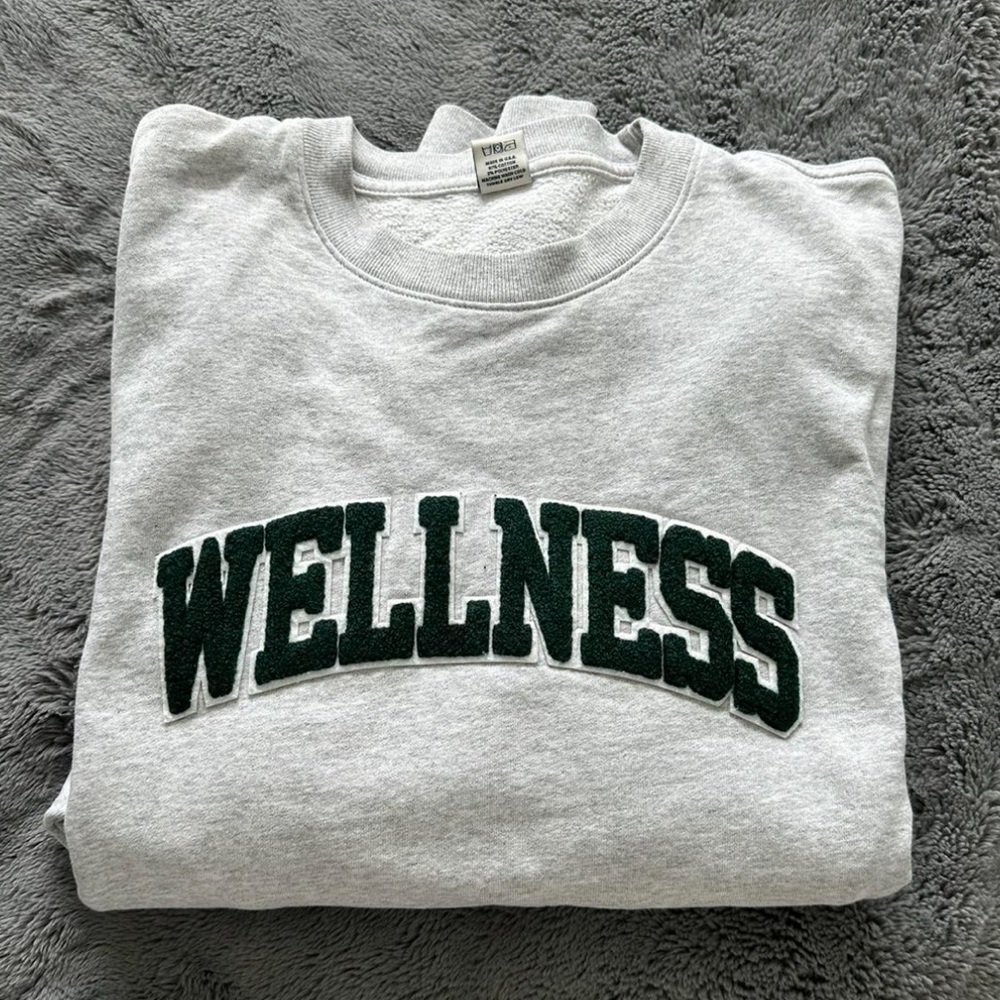Sporty & Rich Wellness Sweatshirt